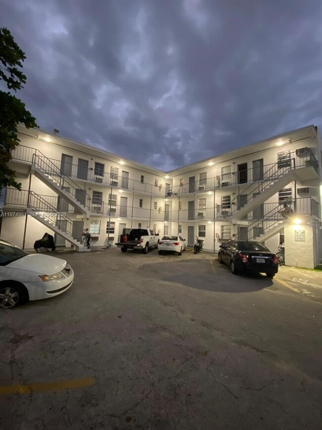 Building Photo - 1261 NW 59th St