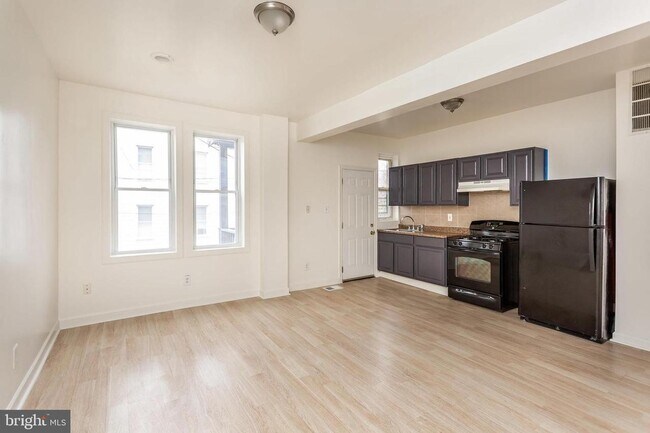 Foto del edificio - 1502 N Pulaski St