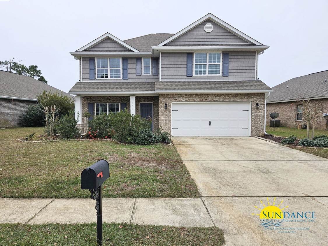 Primary Photo - Gorgeous 4 Bedroom Home in Santa Rosa Beach!