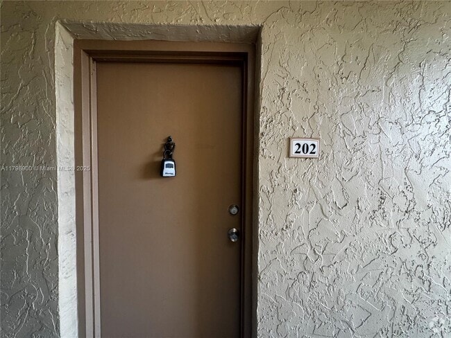 Building Photo - 4900 NW 79th Ave