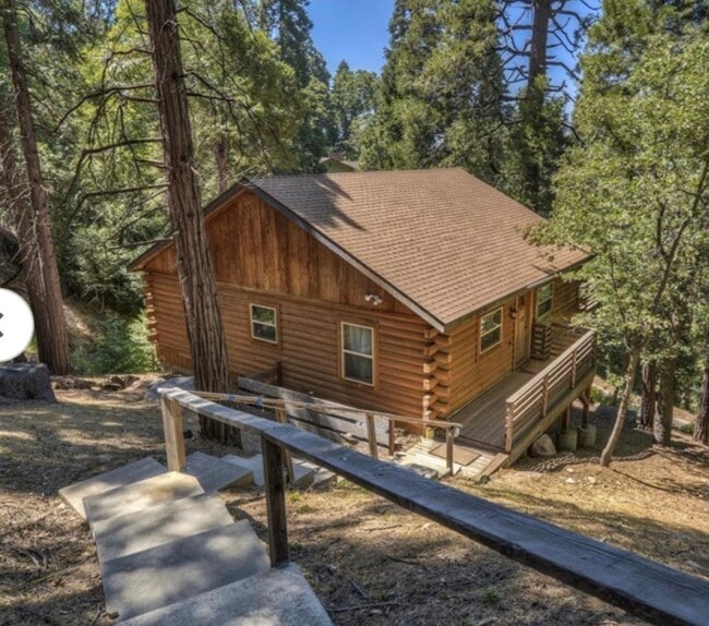 Building Photo - 24839 Felsen Dr