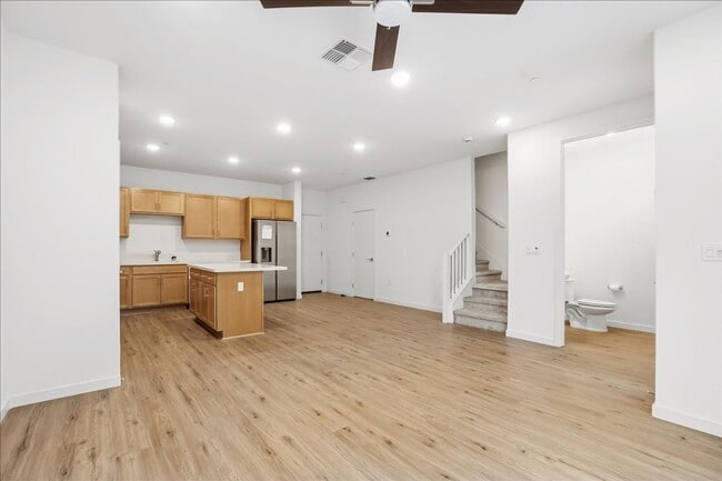 Building Photo - 6117 Bridgecross Dr