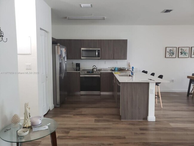 Foto del edificio - 15540 SW 136th St
