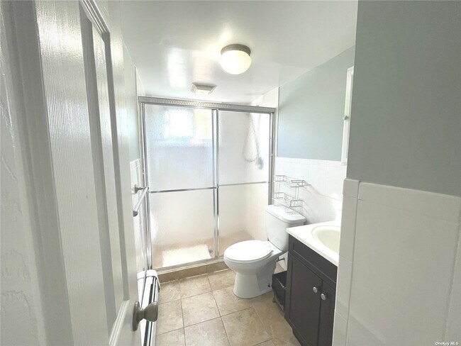 Foto del edificio - 157 Baker Ct