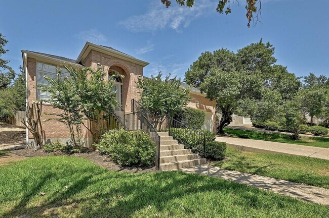 Building Photo - 2200 Cliffs Edge Dr