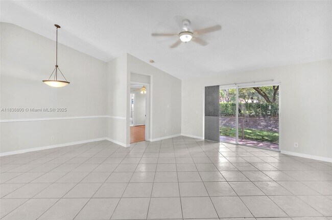 Foto del edificio - 1617 Zenith Way