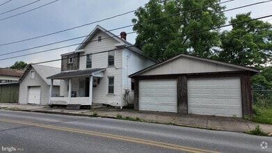 Building Photo - 230 Church St