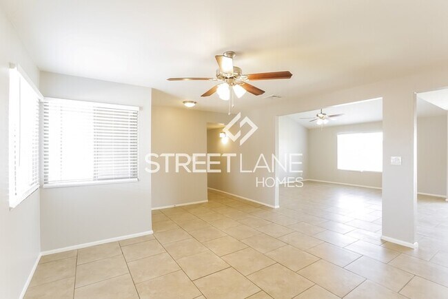 Foto del edificio - REDUCED! Charming 3 bedroom home in Glendale!