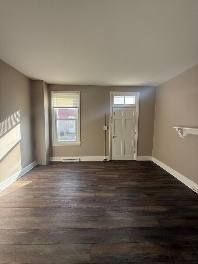 Building Photo - 137/139 S. Locust Street