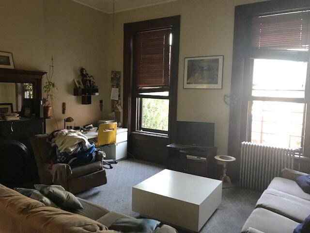 Living Room - 326 E 2nd St