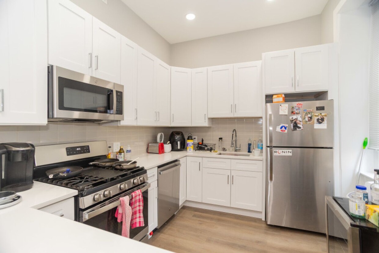 Primary Photo - Luxury Gold Coast 1 Bed Apartment