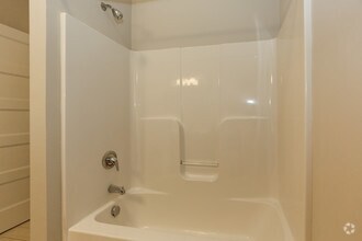 Bathroom - The Station at Manayunk