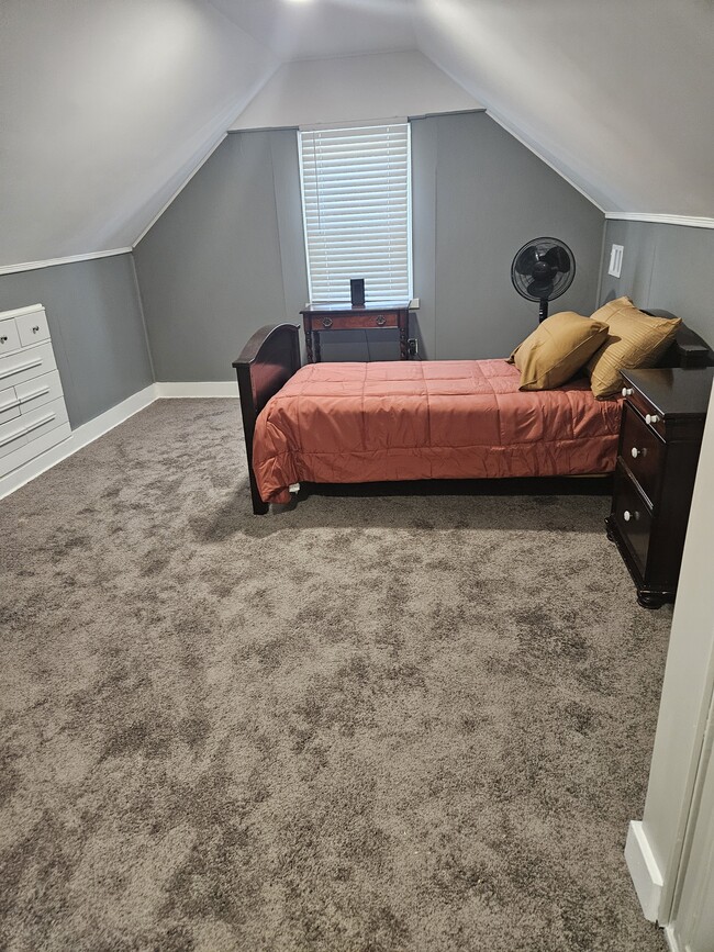 Foto del edificio - 3909 Patrick Ave