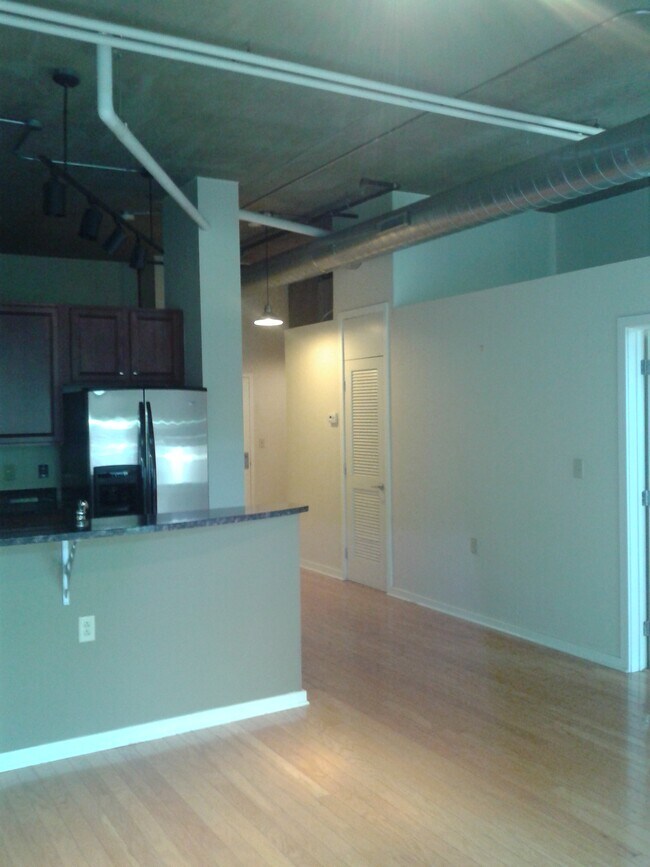 Foto del edificio - 113 N Bread St