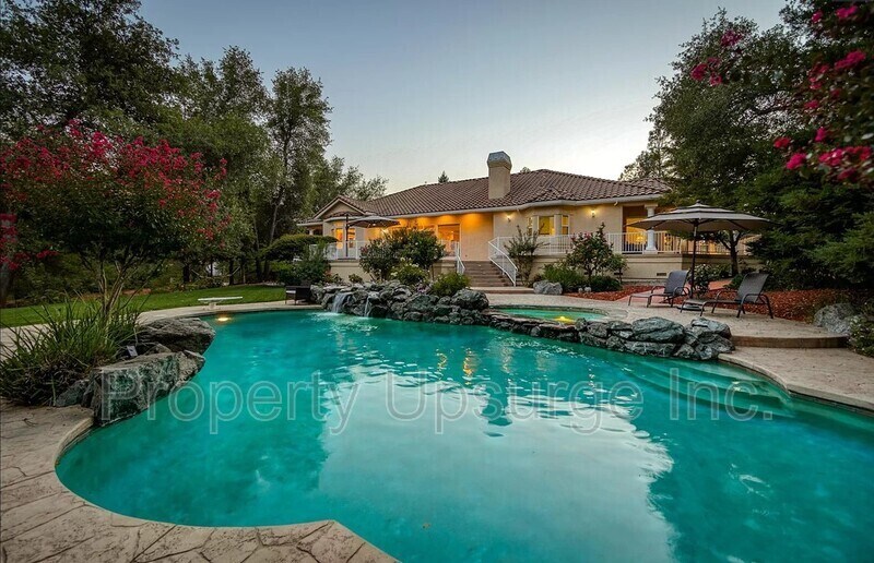 Primary Photo - 13497 Tierra Heights Rd