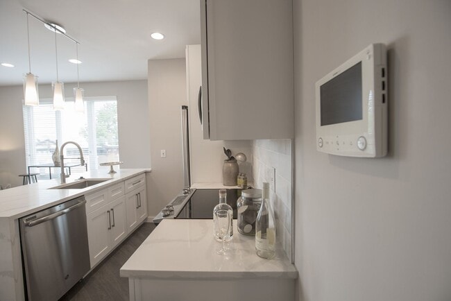 Interior Photo - The Gateway