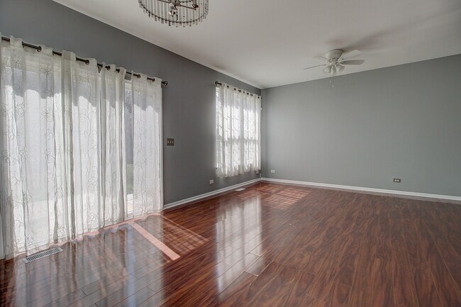 Building Photo - 2124 Gallant Fox Cir