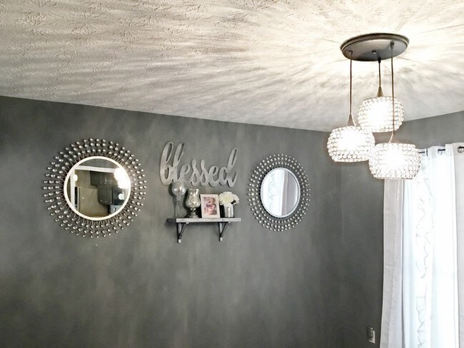 Building Photo - 1255 Brett Ct