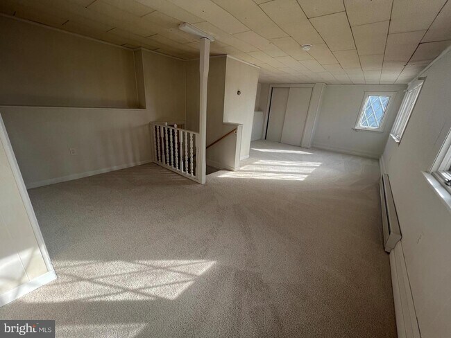 Building Photo - 321 N Pottstown Pike