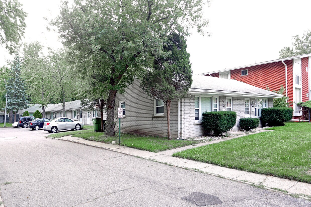 2614 Galpin Ave, Royal Oak, MI 48073 Apartments in Royal Oak, MI