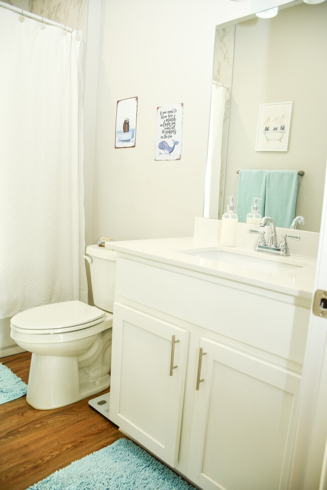 Foto del edificio - 108 Canvas Ln