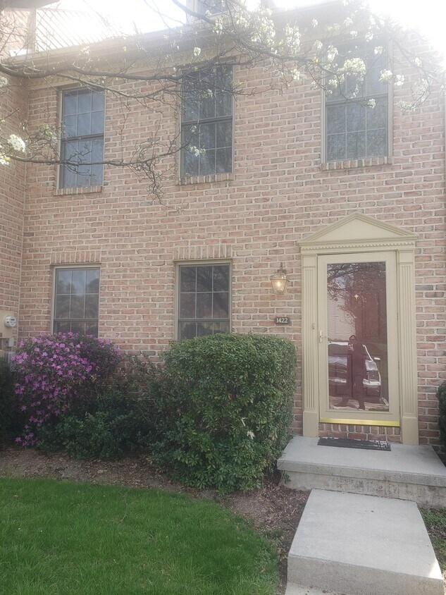 Primary Photo - 1422 Timber Chase Dr