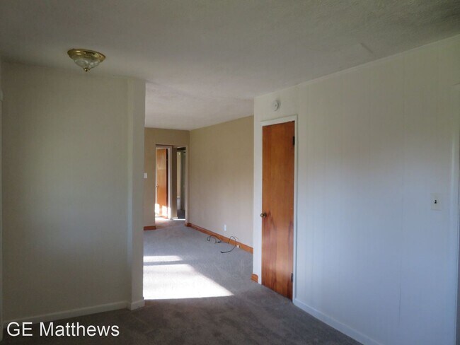 Building Photo - 3 br, 2 bath House - 11416 Quaker Road