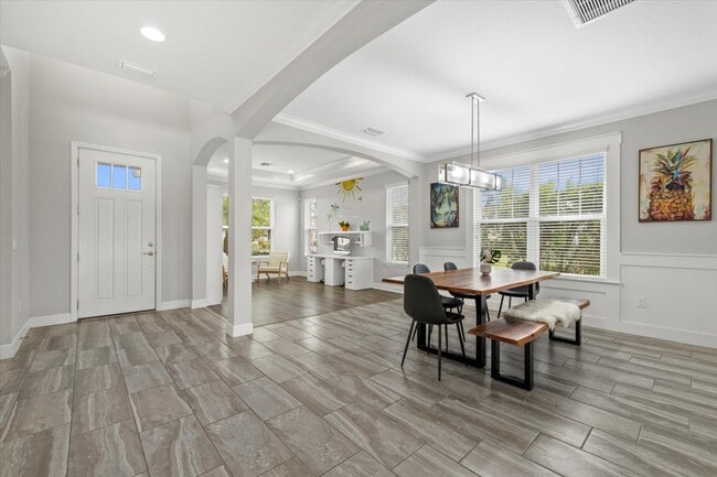 Building Photo - 5954 Anise Dr