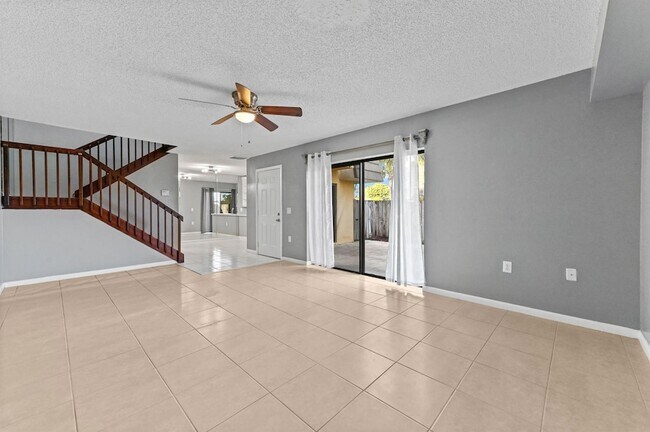 Foto del edificio - 619 6th Way