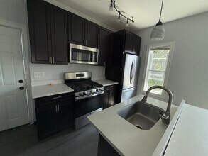 Building Photo - 615 N Montello St