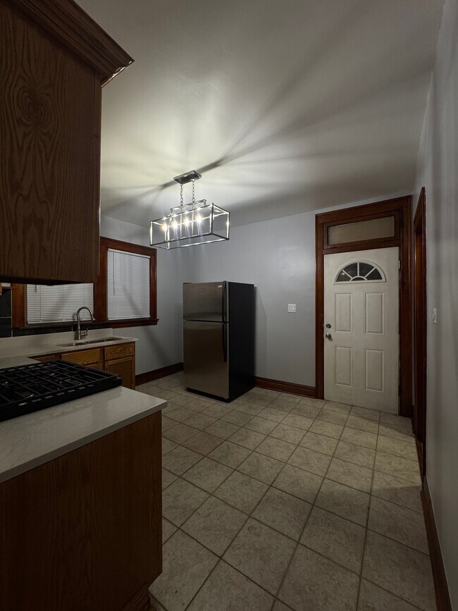 Photo - 6345 S Whipple St Apartment