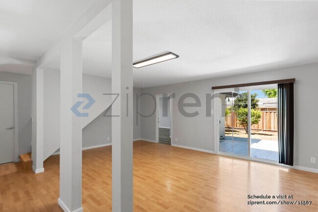 Building Photo - 4726 Armour Dr