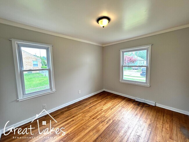 Foto del edificio - Cozy 2 Bedroom 1 Bathroom now available fo...