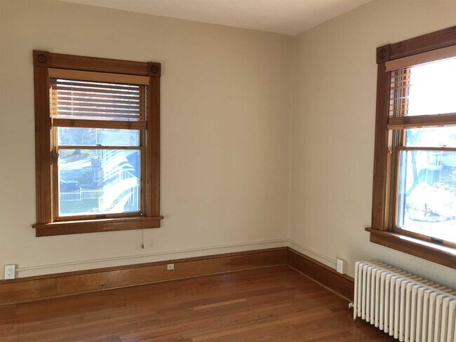 Building Photo - 955 Wolcott Ave