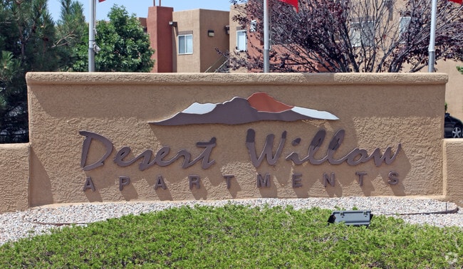 Foto del edificio - Desert Willow