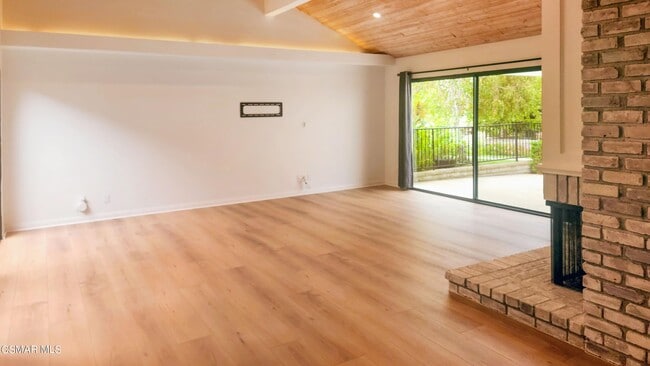Building Photo - 1149 Stoneybrook Ln