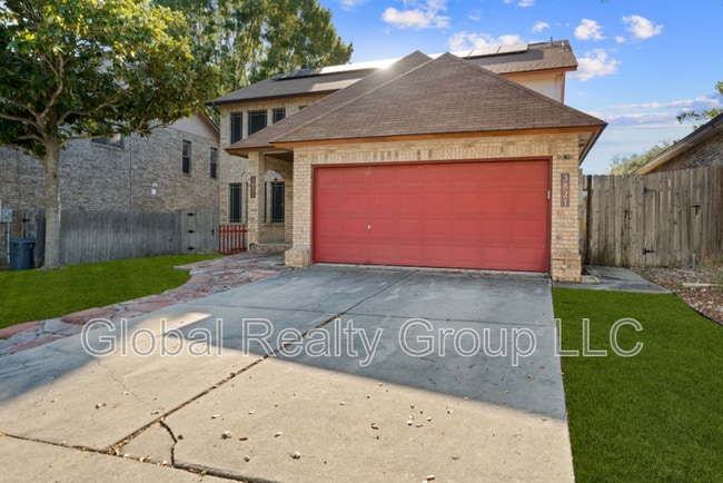 Building Photo - 3821 Davenport