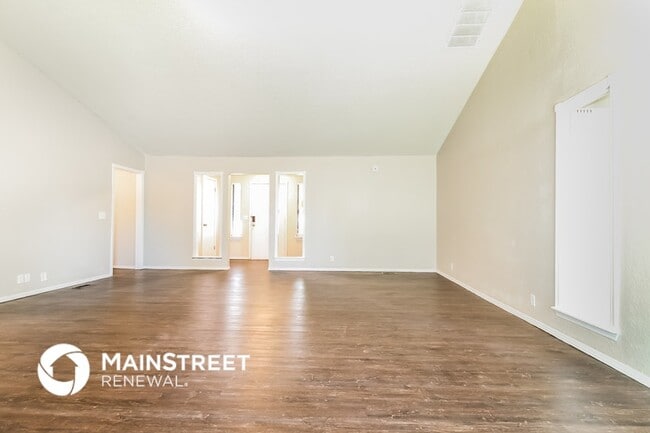 Building Photo - 1305 Aquarius Rd