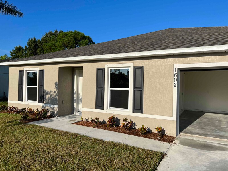 Foto principal - 1602 SE Mansfield St