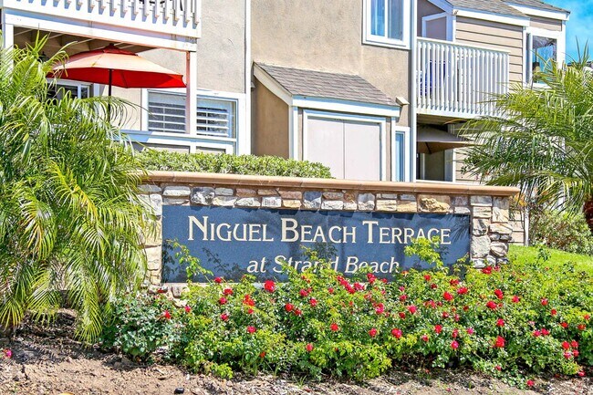 Building Photo - HIGHLY Upgraded 2 Bed/2 Bath, Dana Point S...