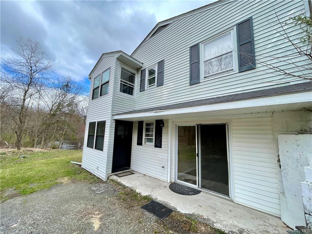 5 Frances Dr Unit 3, Hopewell Junction, NY 12533 Room for Rent in Hopewell Junction, NY