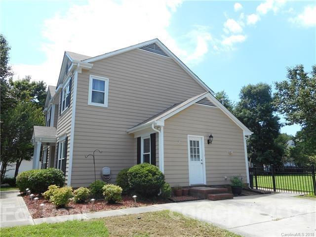 Building Photo - 8431 Leeper Dr