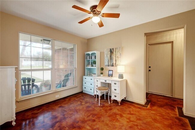 Building Photo - 15207 Ora Ln