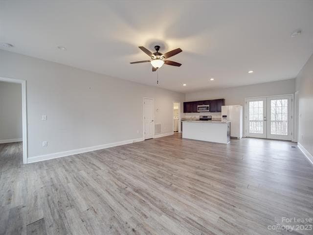 Building Photo - 824 Woodrun Dr