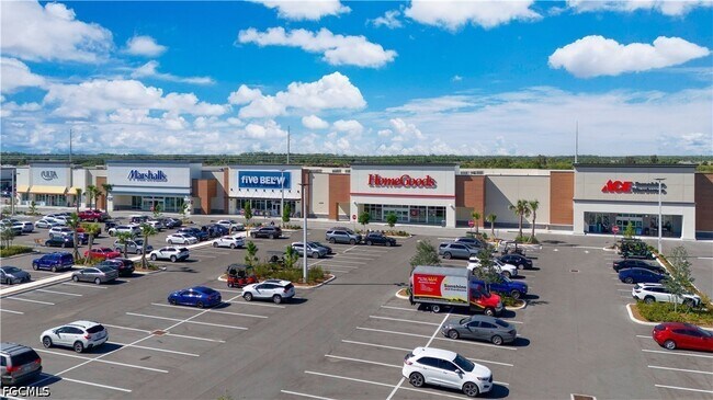 Foto del edificio - 42186 Edgewater Dr