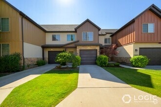 Building Photo - 10231 S Mystic Brook Way