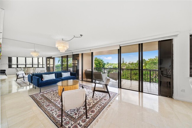 Building Photo - 10175 Collins Ave