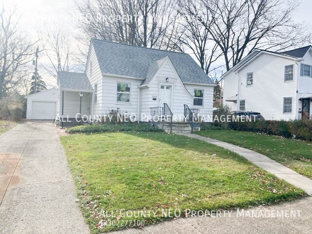 Foto del edificio - 19330 Meredith Ave