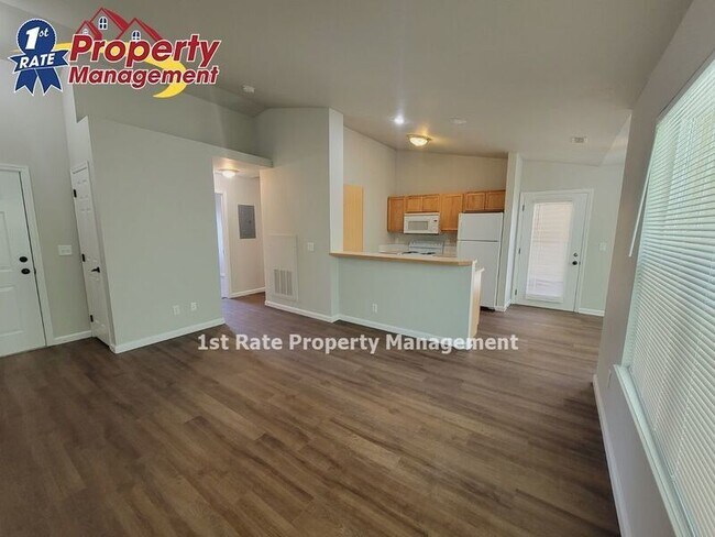 Foto del edificio - 10198 W Garverdale Ln