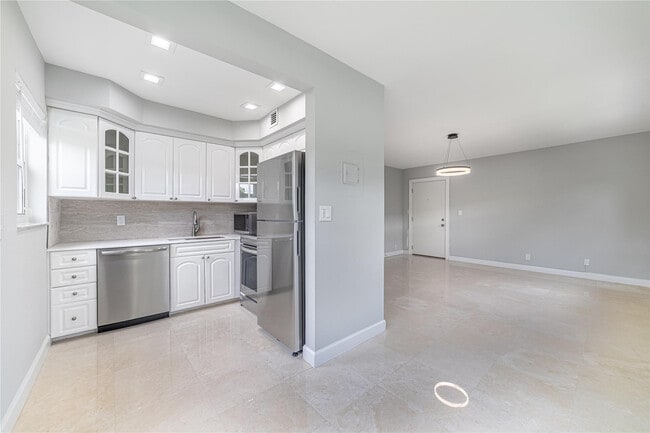 Foto del edificio - 609 NE 13th Ave